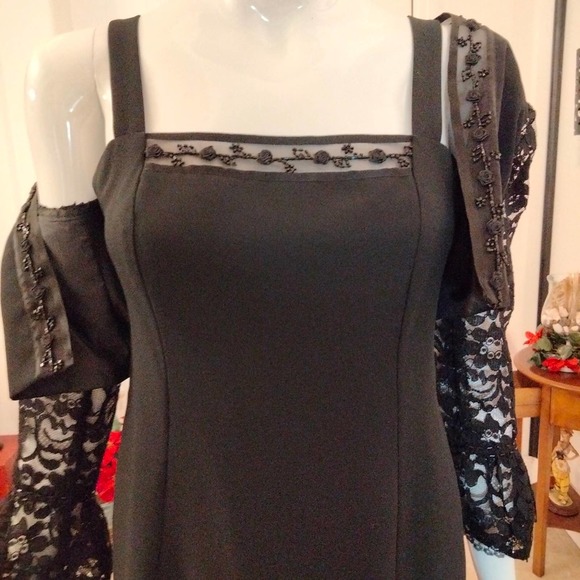 Black formal evening gown 6P - Picture 5 of 10